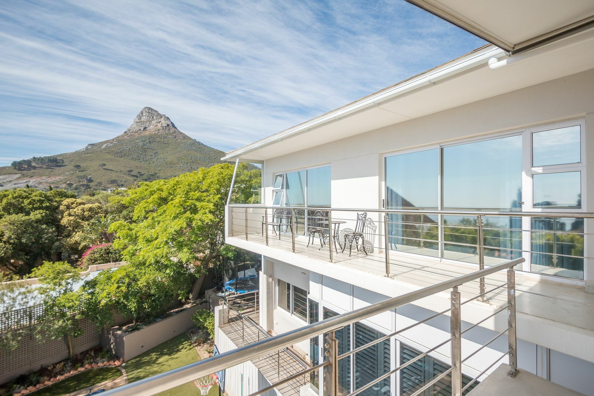 2 On Medburn Apartment Cape Town